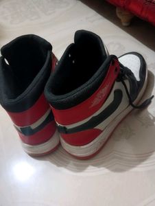 Nike Air Jordan 1 Red