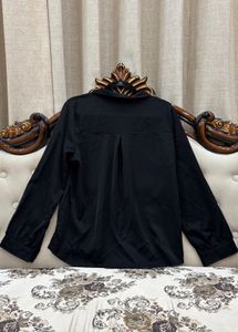 Elegant Black Blouse