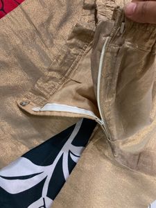 Golden Shimmer Pant, Botique Stitched. New Brand , Size Issue So Didn’t Wore Even Once