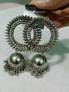 Oxidised Earing