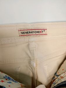 A CASUAL CREAM JEANS.