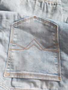 Zara Light Wash Jeans