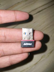 ADNet AD-UW-0213 Dual-Band USB Wi-Fi adapter