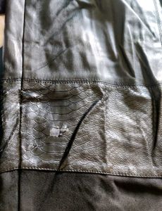 Body hugging Leather Skirt
