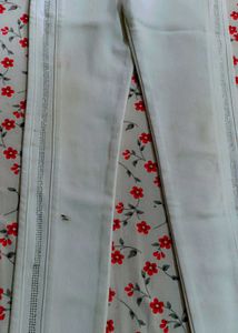Lotus White Embellished Jeans