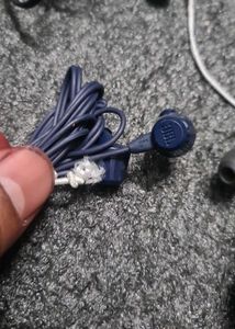JBL Earphones (5) Piece Of Pack
