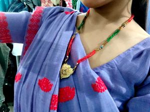 2 Gorgeous Earrings😍+1Fancy Hair Clip🩷+2necklace