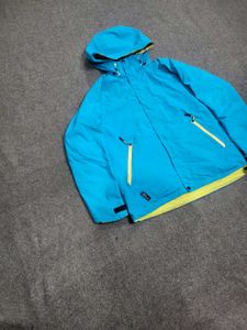 Stylish Blue Windcheater