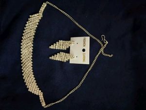 Sparkling Rhinestone Necklace &amp; Earring Set
