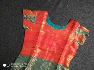 Zari Kurti Green &amp; Red