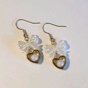 Aesthetic Bow Heart Earrings ♡
