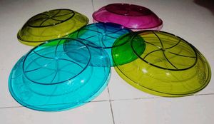 Six Plates Set