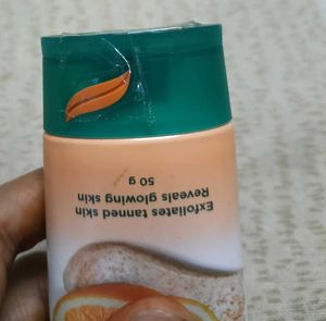 🌿✨ Himalaya Face Scrub Combo 🍊🧡