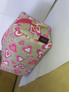 Nykaa Festive Pouch