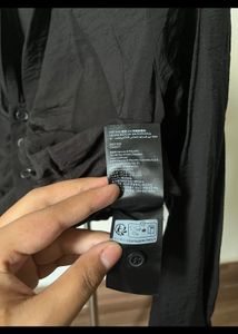 Y2K H&amp;M V Shaped, Crop Button Down Shirt