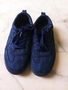 Navy Blue Sneakers Used But Condition Like New