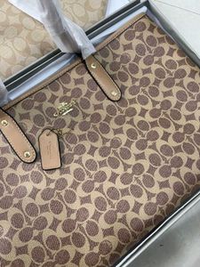 COACH SIGNATURE CANVAS TOTE BAG WD INVOICE N BOX