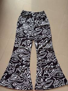 Abstract Print Flare Pants