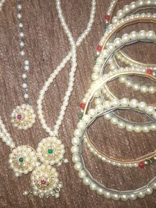 Pearl Jewellery Set