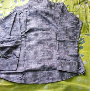 Printed Men&#39;s Shirt