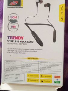 Mie Neck Band
