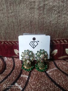 Pack Of 2 Earrings For Women.
