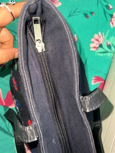 (BAGS TO DONATE) Floral Print DARK BLUE Tote Bag