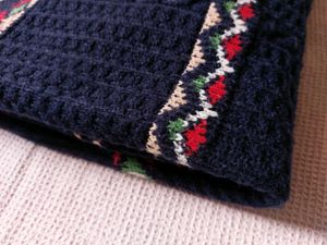 Vintage Style Navy Blue Sweater