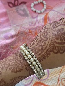 Sparkling Pearl &amp; Rhinestone Bracelet