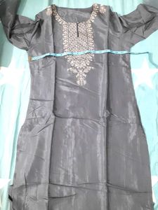 Elegant Embroidered Kurta
