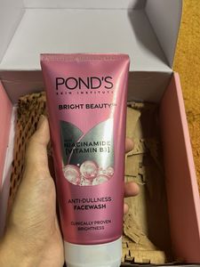 ponds anti dullness facewash