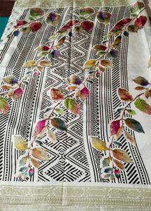 Beautiful White Sari With Blouse Piece