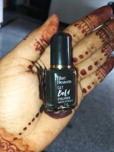 Blue heaven Liquid Black Liner And Lipstick