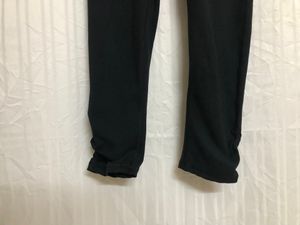 Black Capri Leggings