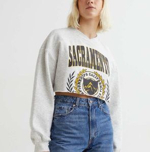 H&amp;M Grey Cropped Sweatshirt