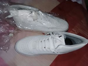 Unused casual Shoes Unisex