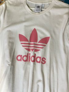 Adidas White Tshirt With Pink Brand Logo🎀