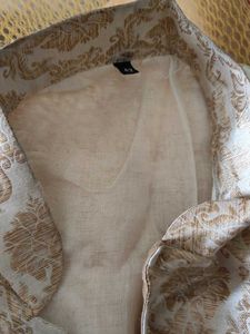 Gold Baroque Patterned Vest For 500 Coins