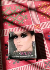 Huda Beauty Compact+ Concealer Powder Only 1 Left