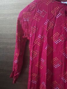 MAX red Kurta For Women