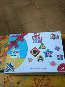 Funskool Fun Dough Gift Set 3years