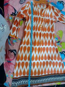 Orange &amp; White Print Long Sleeve Top