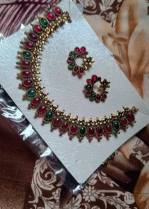 Necklace & Earring Set