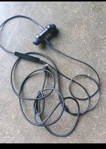 best condition earphone with suncream