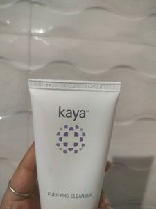 Kaya Salicylic Acid Face Cleanser For Oily Combi-