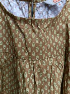 Vintage-Inspired Set