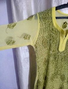 Yellowish Green Embroidered Chikankari Kurta