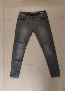 Grey Skinny Jeans - 30