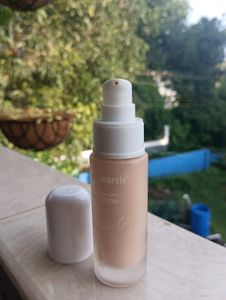 Mamaearth Glow Serum Foundation with Vitamin C