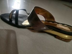 Black Sandals For Ladies